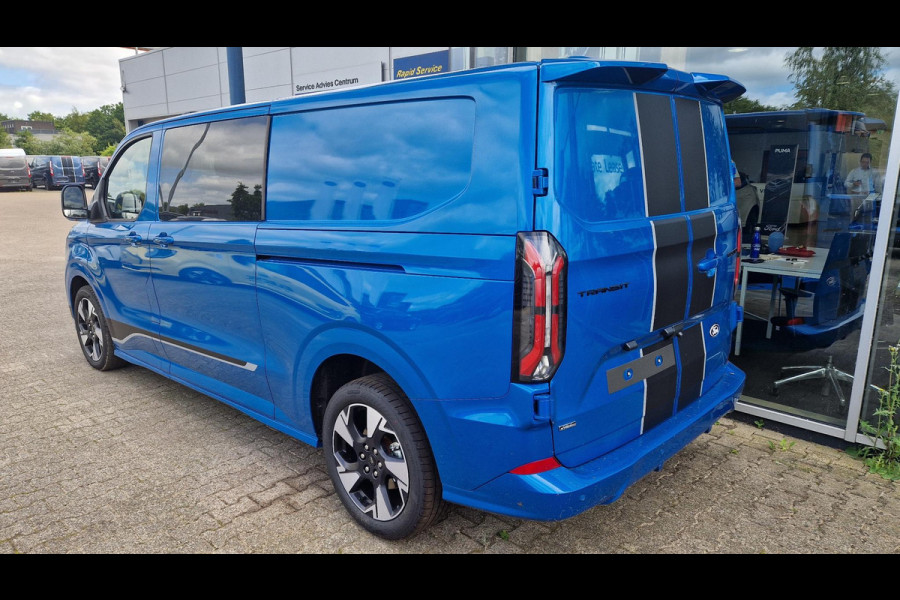 Ford Transit Custom 320 2.5 PHEV L2H1 Sport DC 233pk | 0,99% Renteactie! | Dubbele Cabine | Dubbele zijschuifdeur | Inklapbare trekhaak | 19 inch lichtmetalen Sport velgen (mat zwart) | Verwarmbaar stuurwiel | Navigatie systeem