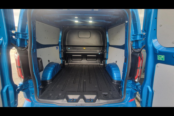 Ford Transit Custom 320 2.5 PHEV L2H1 Sport DC 233pk | 0,99% Renteactie! | Dubbele Cabine | Dubbele zijschuifdeur | Inklapbare trekhaak | 19 inch lichtmetalen Sport velgen (mat zwart) | Verwarmbaar stuurwiel | Navigatie systeem