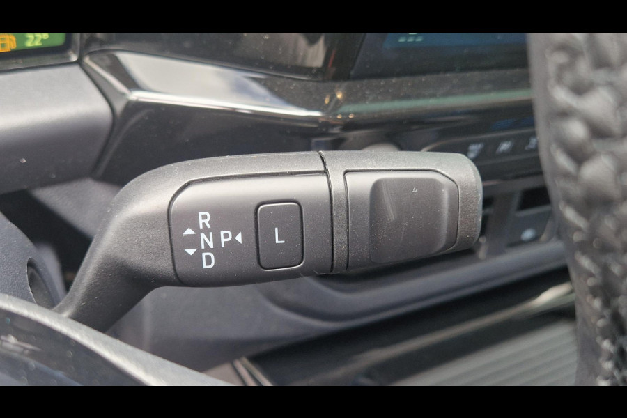 Ford Transit Custom 320 2.5 PHEV L2H1 Sport DC 233pk | 0,99% Renteactie! | Dubbele Cabine | Dubbele zijschuifdeur | Inklapbare trekhaak | 19 inch lichtmetalen Sport velgen (mat zwart) | Verwarmbaar stuurwiel | Navigatie systeem