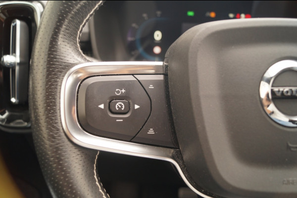 Volvo XC40 Recharge P8 AWD R-Design -ECC-CARPLAY-CAM-