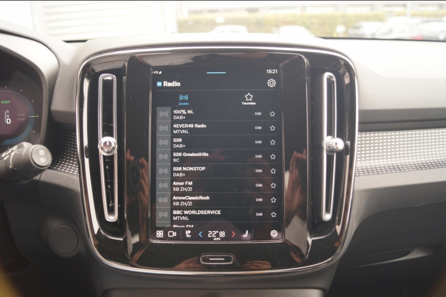 Volvo XC40 Recharge P8 AWD R-Design -ECC-CARPLAY-CAM-