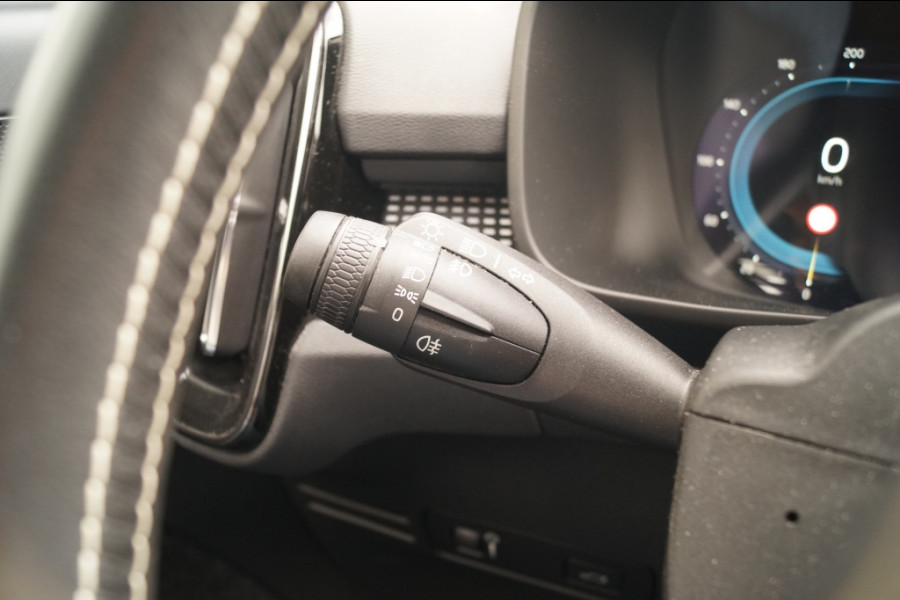Volvo XC40 Recharge P8 AWD R-Design -ECC-CARPLAY-CAM-