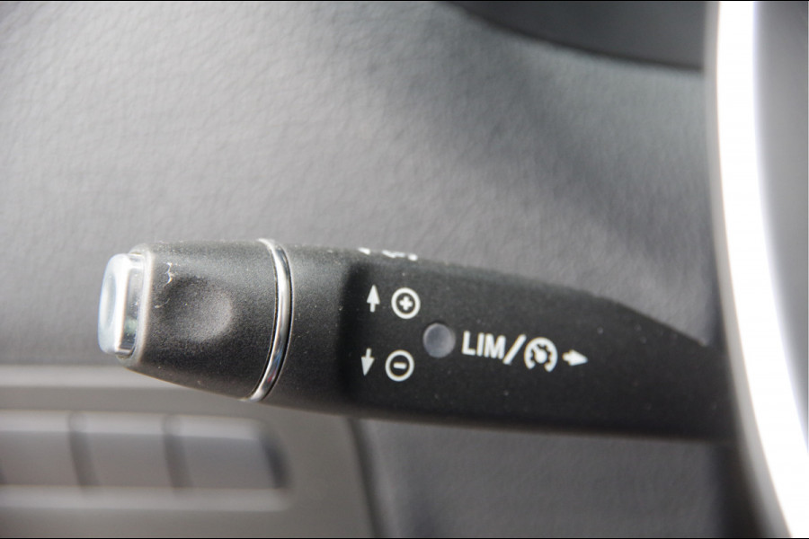 Mercedes-Benz Vito 119 CDI L2 AUT. DC-5P, LED, LEDER, 2X SCHUIFDEUR, TREKHAAK, STOELVERWARMING, STANDKACHEL, CAMERA, NAVI, CRUISE, CLIMA, DUBBELE C