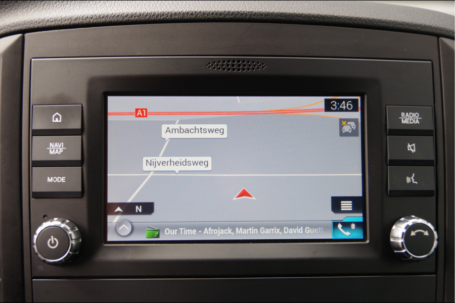 Mercedes-Benz Vito 119 CDI L2 AUT. DC-5P, LED, LEDER, 2X SCHUIFDEUR, TREKHAAK, STOELVERWARMING, STANDKACHEL, CAMERA, NAVI, CRUISE, CLIMA, DUBBELE C
