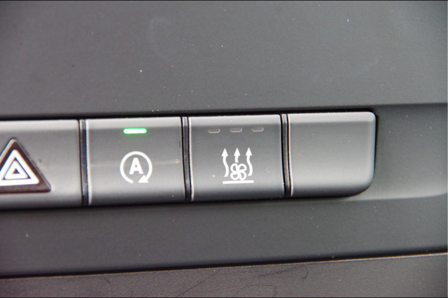 Mercedes-Benz Vito 119 CDI L2 AUT. DC-5P, LED, LEDER, 2X SCHUIFDEUR, TREKHAAK, STOELVERWARMING, STANDKACHEL, CAMERA, NAVI, CRUISE, CLIMA, DUBBELE C