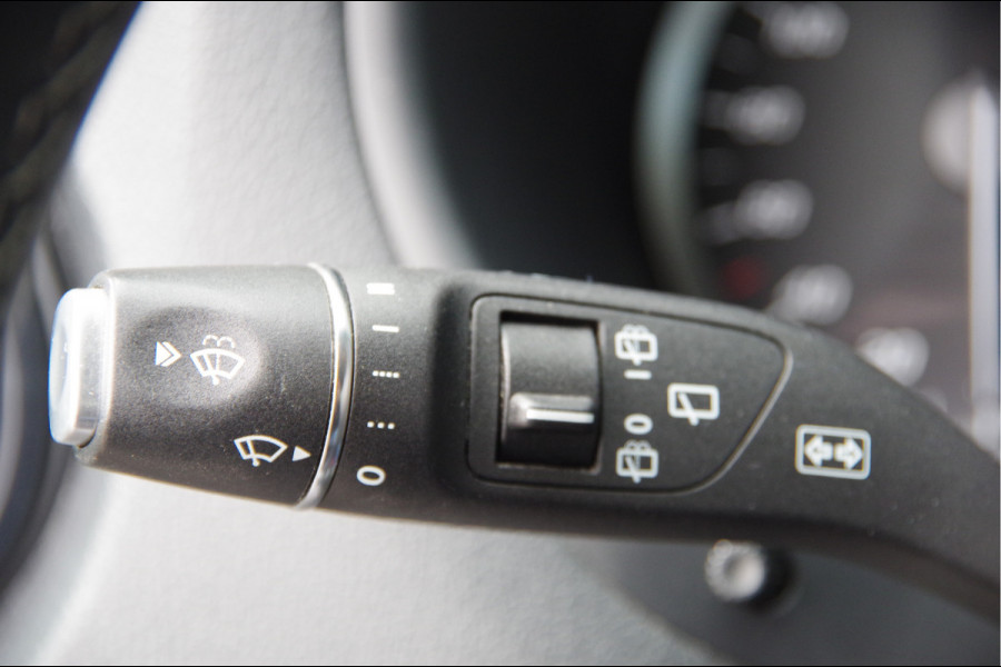 Mercedes-Benz Vito 119 CDI L2 AUT. DC-5P, LED, LEDER, 2X SCHUIFDEUR, TREKHAAK, STOELVERWARMING, STANDKACHEL, CAMERA, NAVI, CRUISE, CLIMA, DUBBELE C