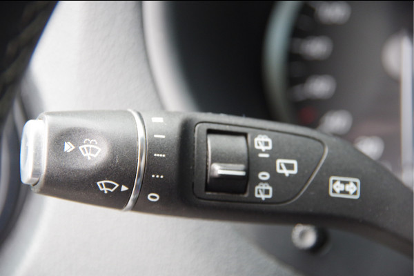 Mercedes-Benz Vito 119 CDI L2 AUT. DC-5P, LED, LEDER, 2X SCHUIFDEUR, TREKHAAK, STOELVERWARMING, STANDKACHEL, CAMERA, NAVI, CRUISE, CLIMA, DUBBELE C