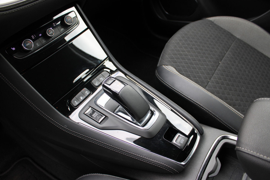 Opel Grandland X 1.6 Turbo 300PK Hybrid4 Innovation | Trekhaak | Led | AGR | Navigatie