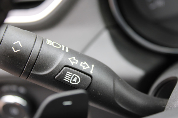 Opel Grandland X 1.6 Turbo 300PK Hybrid4 Innovation | Trekhaak | Led | AGR | Navigatie