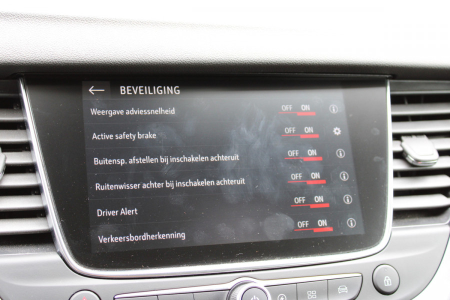 Opel Grandland X 1.6 Turbo 300PK Hybrid4 Innovation | Trekhaak | Led | AGR | Navigatie