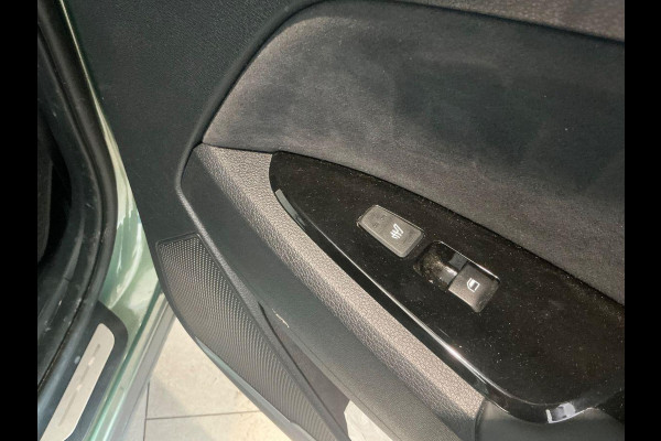 Kia Sportage 1.6 T-GDi Hybrid GT-Line | Stoelverwarming | Achteruitrijcamera | Navigatie | Stuurwielverwarming