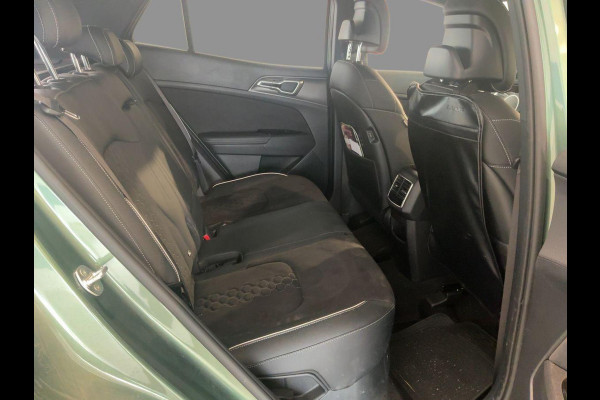 Kia Sportage 1.6 T-GDi Hybrid GT-Line | Stoelverwarming | Achteruitrijcamera | Navigatie | Stuurwielverwarming