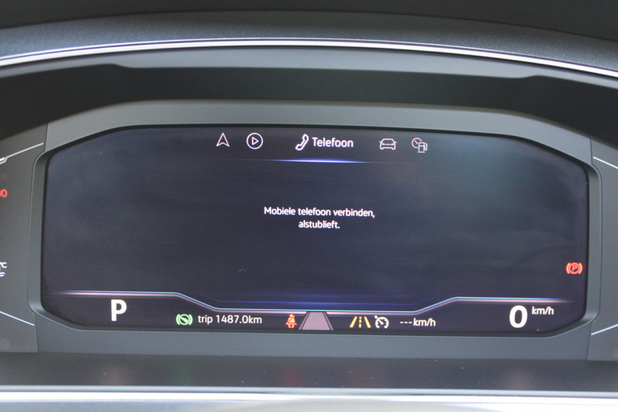 Volkswagen Tiguan 1.5 TSI ACT Highline | Trekhaak | Panoramadak | Memory | BLIS | Adaptieve cruise