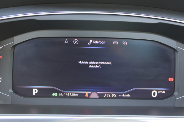 Volkswagen Tiguan 1.5 TSI ACT Highline | Trekhaak | Panoramadak | Memory | BLIS | Adaptieve cruise