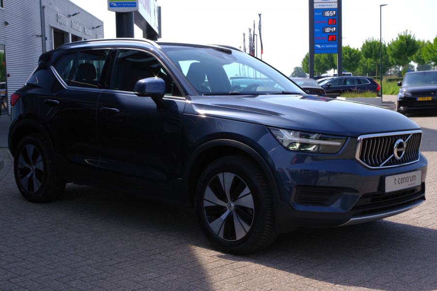 Volvo XC40 1.5 T4 211 PK Recharge Inscription Expression, Trekhaak, Camera, LED, Cruise Control