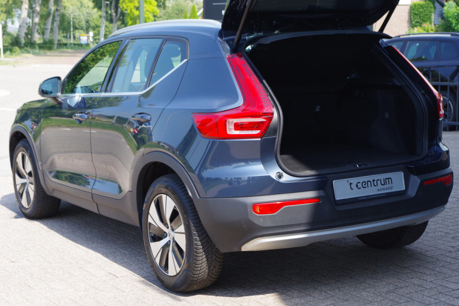 Volvo XC40 1.5 T4 211 PK Recharge Inscription Expression, Trekhaak, Camera, LED, Cruise Control