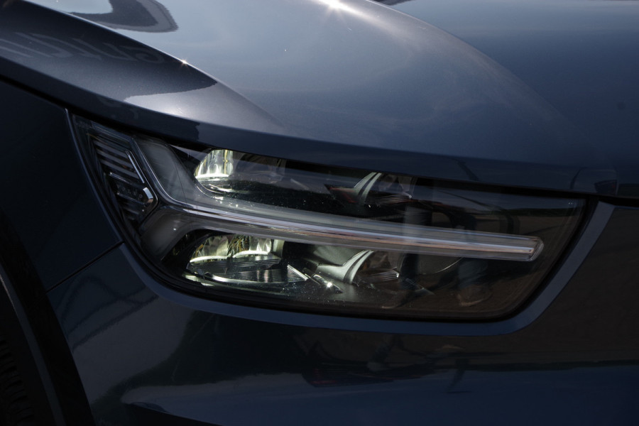 Volvo XC40 1.5 T4 211 PK Recharge Inscription Expression, Trekhaak, Camera, LED, Cruise Control