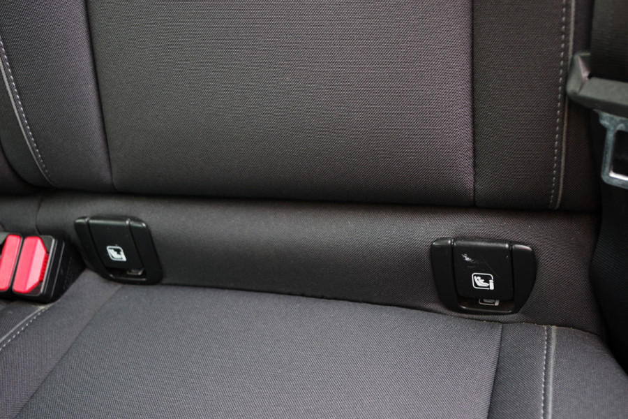 Volvo XC40 1.5 T4 211 PK Recharge Inscription Expression, Trekhaak, Camera, LED, Cruise Control