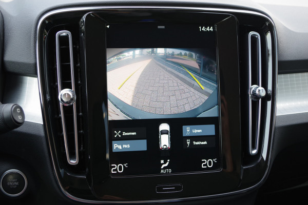 Volvo XC40 1.5 T4 211 PK Recharge Inscription Expression, Trekhaak, Camera, LED, Cruise Control
