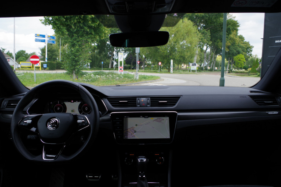 Škoda Superb Combi 1.4 TSI 218 PK iV Sportline Business PHEV, Adap. Cruise Control, Canton Sound, LED