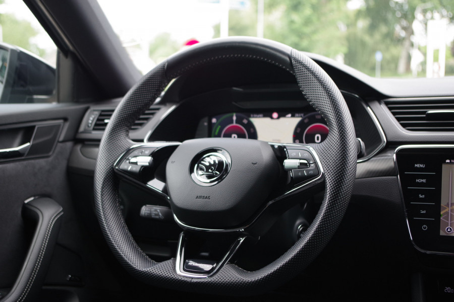 Škoda Superb Combi 1.4 TSI 218 PK iV Sportline Business PHEV, Adap. Cruise Control, Canton Sound, LED