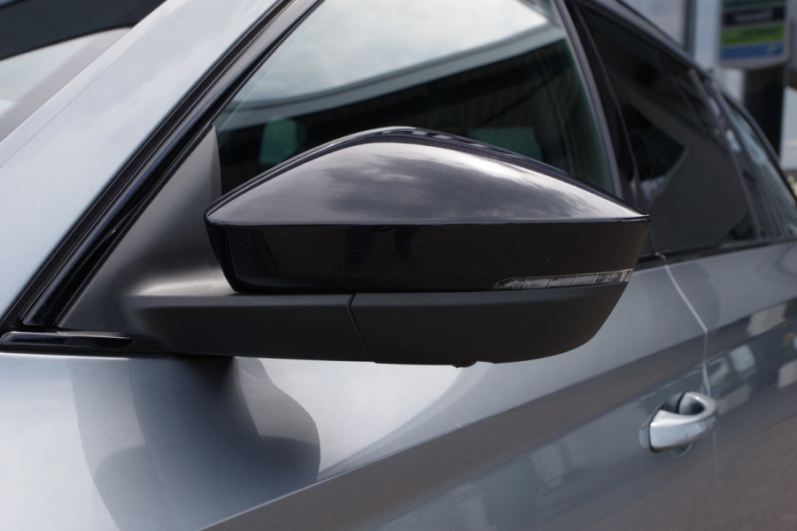 Škoda Superb Combi 1.4 TSI 218 PK iV Sportline Business PHEV, Adap. Cruise Control, Canton Sound, LED
