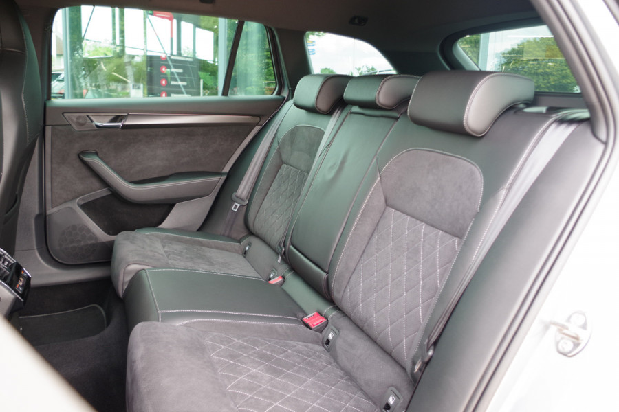 Škoda Superb Combi 1.4 TSI 218 PK iV Sportline Business PHEV, Adap. Cruise Control, Canton Sound, LED
