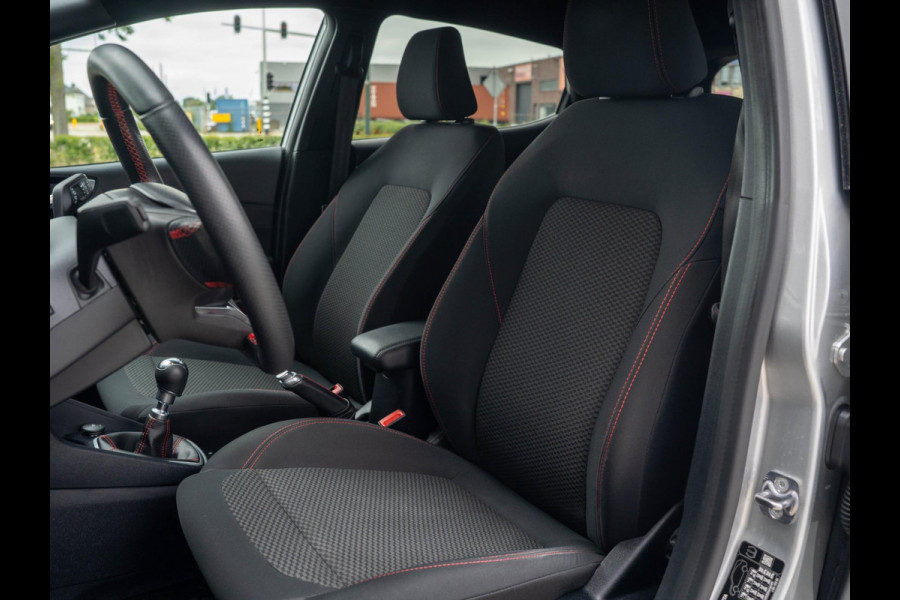 Ford Fiesta 1.0 EcoBoost ST-Line / Carplay / Carbon / DAB+ / ParkAssist / Full LED