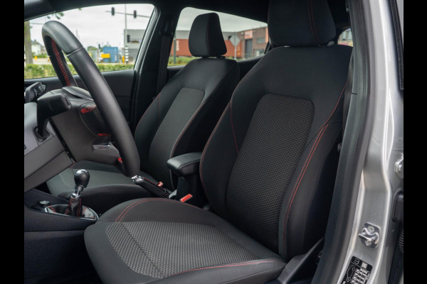 Ford Fiesta 1.0 EcoBoost ST-Line / Carplay / Carbon / DAB+ / ParkAssist / Full LED