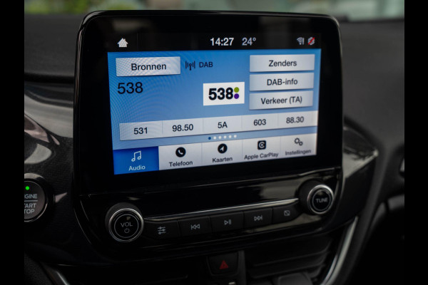 Ford Fiesta 1.0 EcoBoost ST-Line / Carplay / Carbon / DAB+ / ParkAssist / Full LED