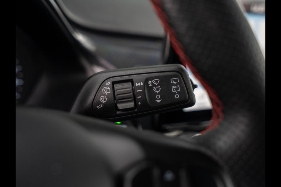 Ford Fiesta 1.0 EcoBoost ST-Line / Carplay / Carbon / DAB+ / ParkAssist / Full LED