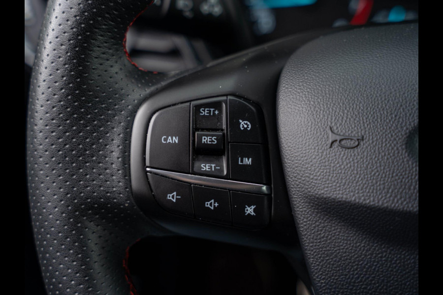 Ford Fiesta 1.0 EcoBoost ST-Line / Carplay / Carbon / DAB+ / ParkAssist / Full LED