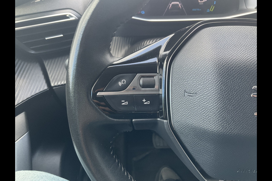 Peugeot e-2008 EV Allure 50 kWh Carplay Navigatie Black Beauty Tel Lader