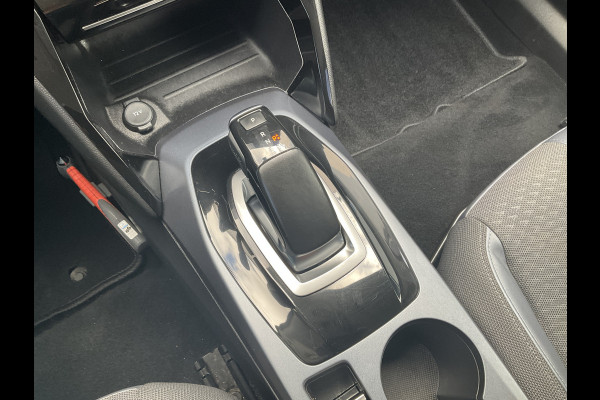 Peugeot e-2008 EV Allure 50 kWh Carplay Navigatie Black Beauty Tel Lader
