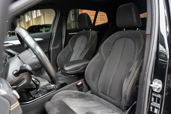 BMW X2 sDrive20i High Executive M-Sport Pano / HUD / Edition