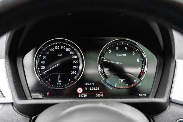 BMW X2 sDrive20i High Executive M-Sport Pano / HUD / Edition