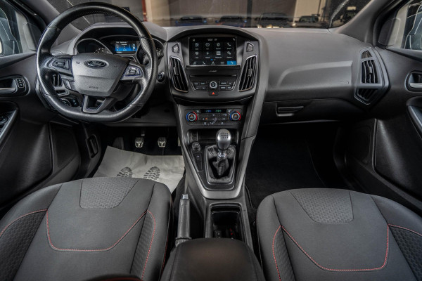 Ford Focus 1.0 ST-Line | Camera | Navigatie | Carplay