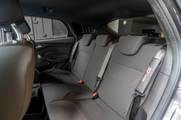 Ford Focus 1.0 ST-Line | Camera | Navigatie | Carplay