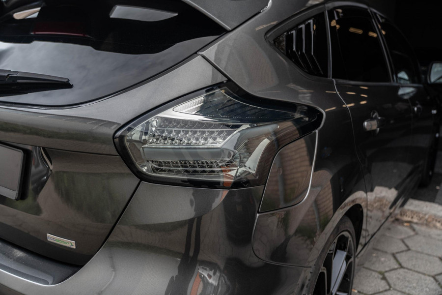 Ford Focus 1.0 ST-Line | Camera | Navigatie | Carplay