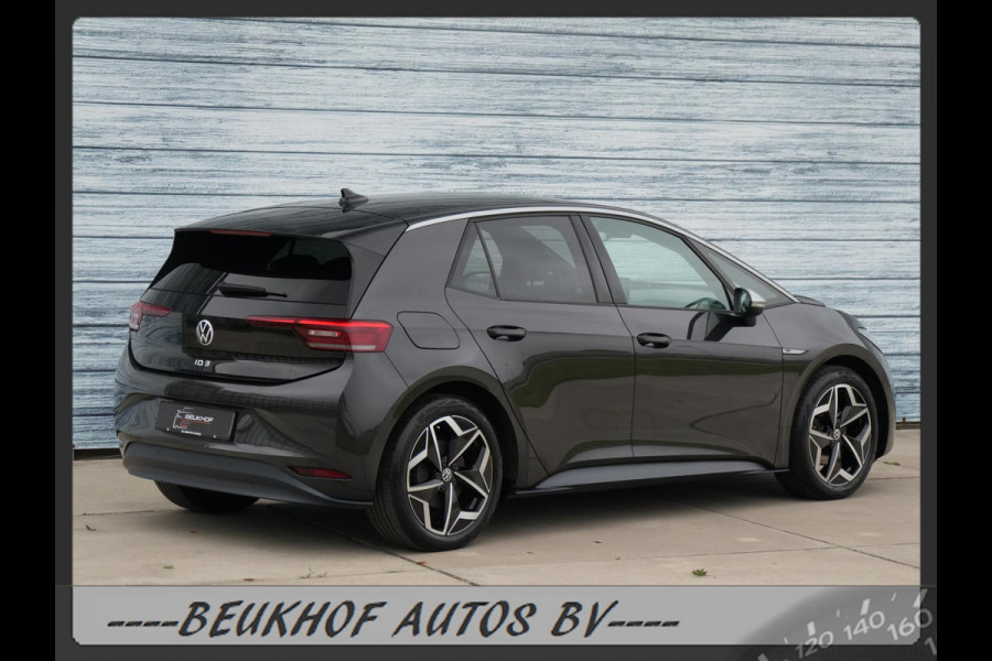 Volkswagen ID.3 First Plus 58 kWh Carplay Navi Camera Soh92%