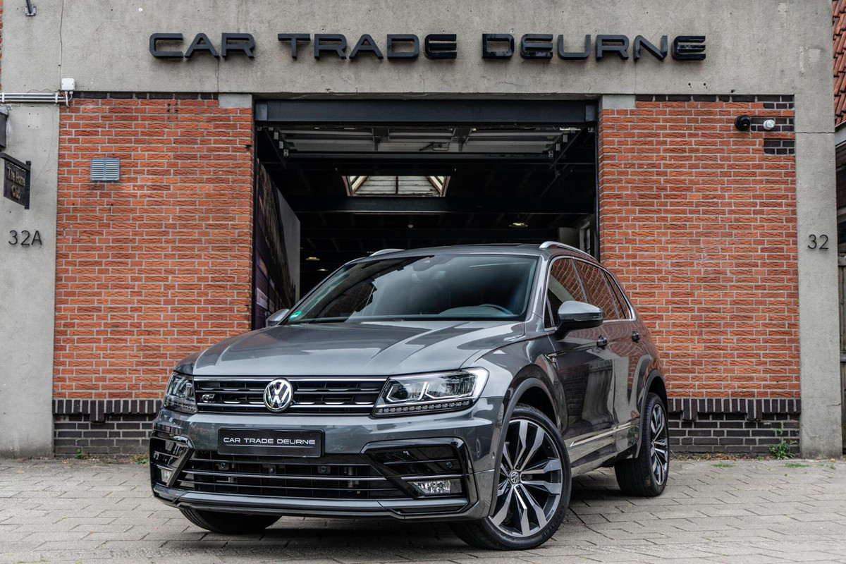Volkswagen Tiguan 2.0 TSI 4Motion R-Line Pano / Trekhaak / 360