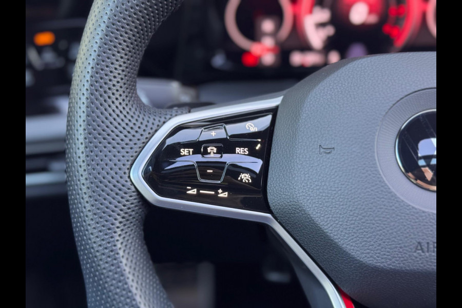 Volkswagen Golf 2.0 TSI GTI Pano/Camera/Sfeer/Acc