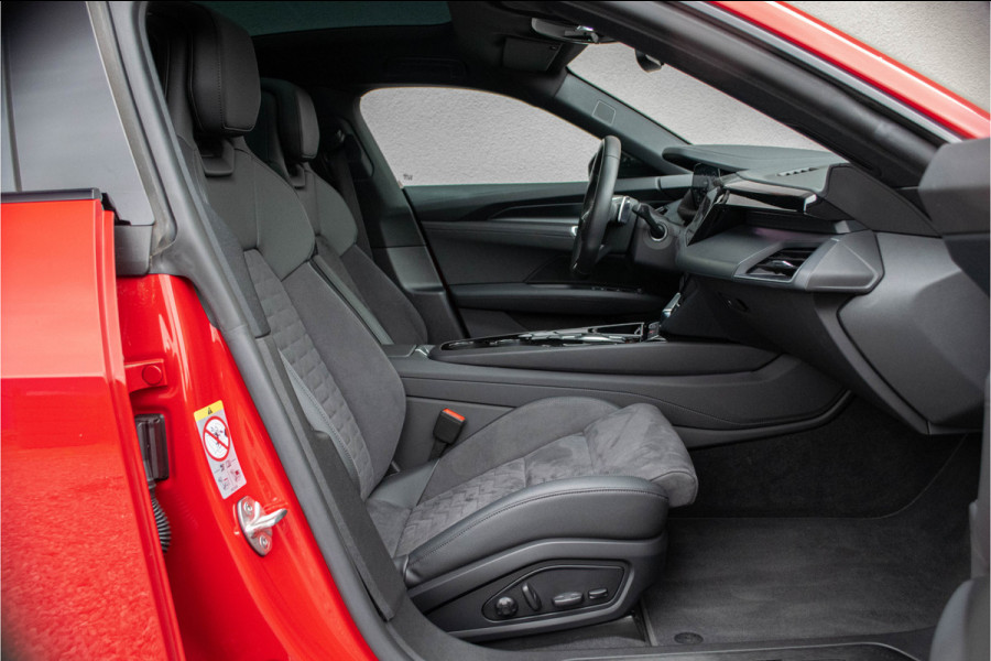 Audi e-tron GT Quattro / Standkachel/ Virtual Cockpit/ Adaptive Cruise Control/ Panoramadak/ 350kW (476PK)