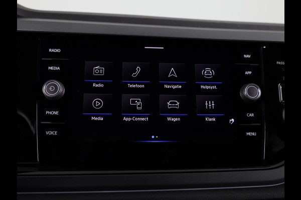 Volkswagen Polo 1.0 TSI R-Line 95 pk | Verlengde garantie | Navigatie via App | Parkeersensoren | Adaptieve cruise control | LED koplampen | R-Line | Volkswagen Polo 1.0 TSI R-Line 95 pk | Verlengde garantie | Navigatie via App | Parkeersensoren | Adaptieve cruise control | LED koplampen | R-Line |