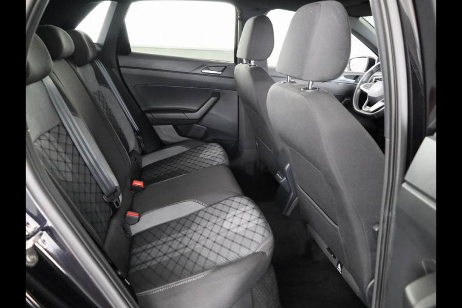 Volkswagen Polo 1.0 TSI R-Line 95 pk | Verlengde garantie | Navigatie via App | Parkeersensoren | Adaptieve cruise control | LED koplampen | R-Line | Volkswagen Polo 1.0 TSI R-Line 95 pk | Verlengde garantie | Navigatie via App | Parkeersensoren | Adaptieve cruise control | LED koplampen | R-Line |