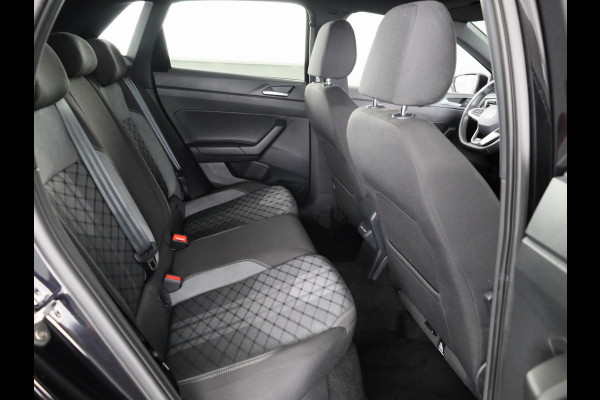 Volkswagen Polo 1.0 TSI R-Line 95 pk | Verlengde garantie | Navigatie via App | Parkeersensoren | Adaptieve cruise control | LED koplampen | R-Line | Volkswagen Polo 1.0 TSI R-Line 95 pk | Verlengde garantie | Navigatie via App | Parkeersensoren | Adaptieve cruise control | LED koplampen | R-Line |