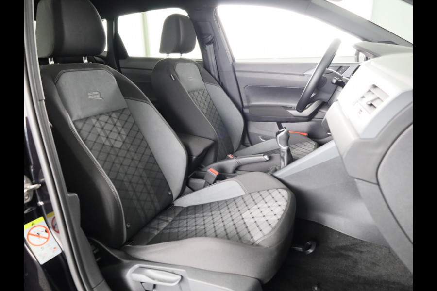 Volkswagen Polo 1.0 TSI R-Line 95 pk | Verlengde garantie | Navigatie via App | Parkeersensoren | Adaptieve cruise control | LED koplampen | R-Line | Volkswagen Polo 1.0 TSI R-Line 95 pk | Verlengde garantie | Navigatie via App | Parkeersensoren | Adaptieve cruise control | LED koplampen | R-Line |