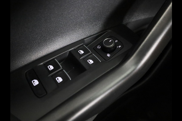 Volkswagen Polo 1.0 TSI R-Line 95 pk | Verlengde garantie | Navigatie via App | Parkeersensoren | Adaptieve cruise control | LED koplampen | R-Line | Volkswagen Polo 1.0 TSI R-Line 95 pk | Verlengde garantie | Navigatie via App | Parkeersensoren | Adaptieve cruise control | LED koplampen | R-Line |