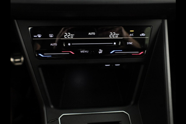 Volkswagen Polo 1.0 TSI R-Line 95 pk | Verlengde garantie | Navigatie via App | Parkeersensoren | Adaptieve cruise control | LED koplampen | R-Line | Volkswagen Polo 1.0 TSI R-Line 95 pk | Verlengde garantie | Navigatie via App | Parkeersensoren | Adaptieve cruise control | LED koplampen | R-Line |