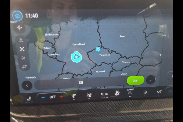 Ford FOCUS Wagon 1.0 EcoBoost Hybrid ST Line | Adaptive cruise control | Winter Pack | All season banden